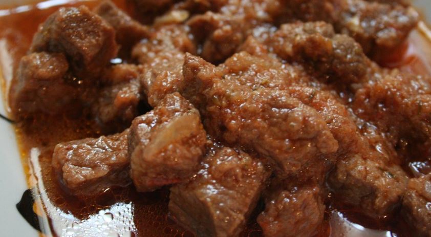 Guiso de carne de caza platos tipicos de burgos
