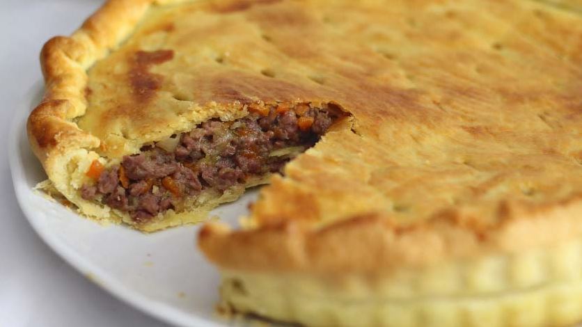 Pastel de carne plato tipico de murcia